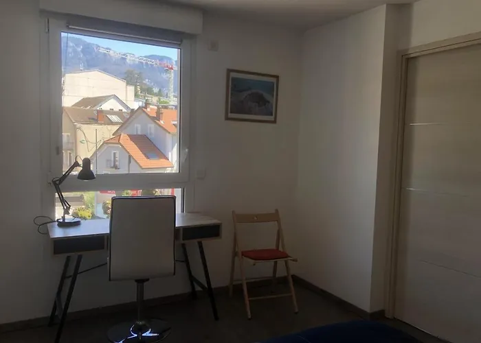 T2 45m2 Le 29 1 Parking Terrasse, Centre-ville アパート エクスレバン